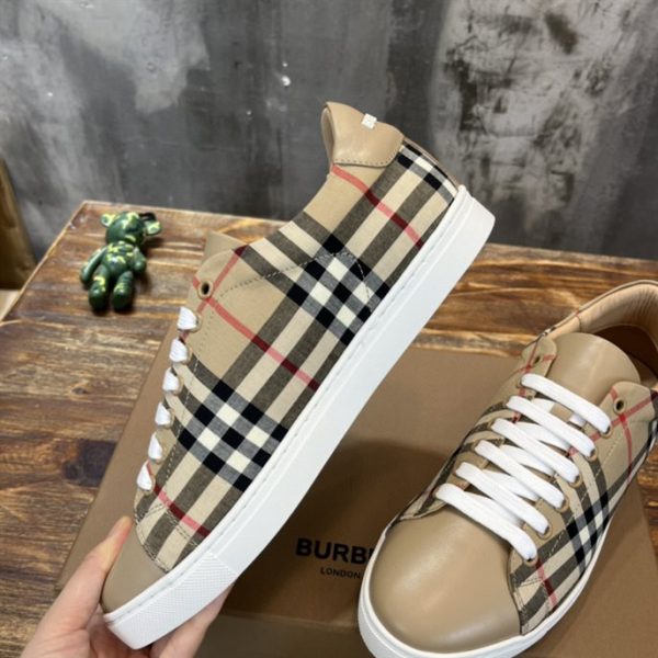 Burberry Vintage Check and Leather Sneakers - BS08