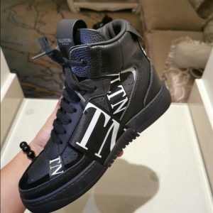 Valentino Garavani Mid-Top Calfskin VL7N Sneaker With Bands - VS12