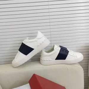 Valentino Garavani Open Calfskin Sneaker - VS06