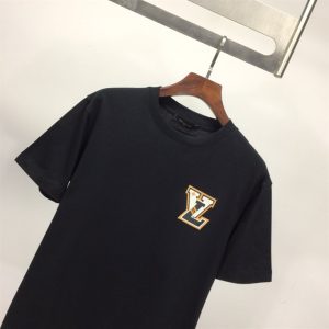 Louis Vuitton T-shirt - LT15