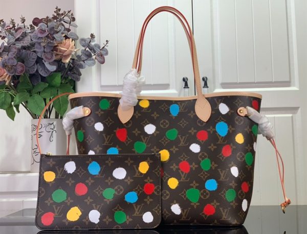 LV x YK Neverfull MM Tote Bags - L01