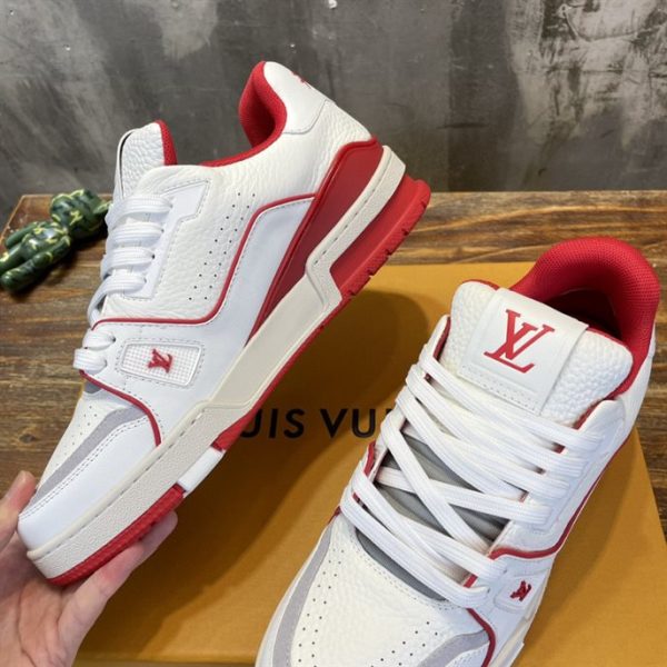 Louis Vuitton Trainer Sneaker - LS39