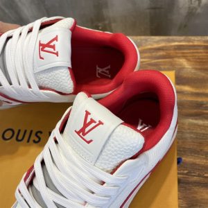 Louis Vuitton Trainer Sneaker - LS39