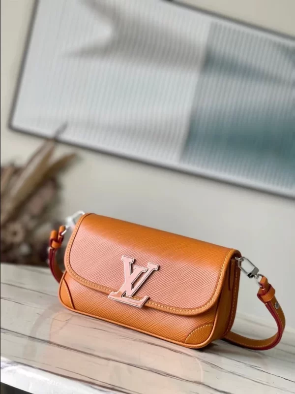 Louis Vuitton Buci Cross-body Bag - LH02