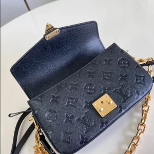 Louis Vuitton Pochette Métis East West - LC12