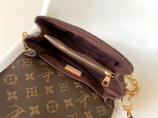 Louis Vuitton Pochette Métis East West - LC16