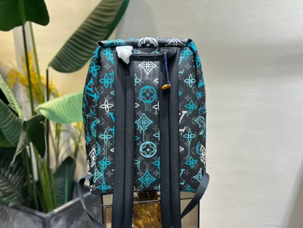 Louis Vuitton Discovery Backpack - LP09