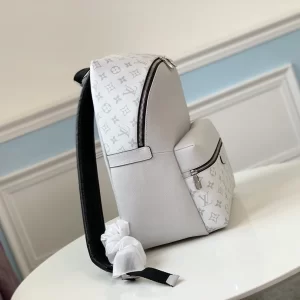 Louis Vuitton Discovery Backpack - LP16