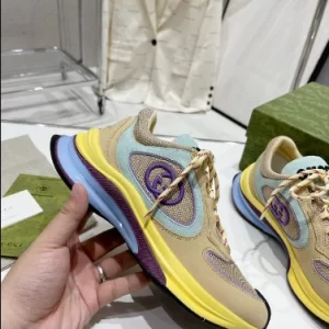 Gucci Run Sneaker In Yellow Suede - CS15