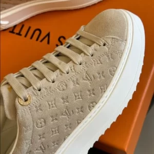 Louis Vuitton Time Out Sneaker - LS61