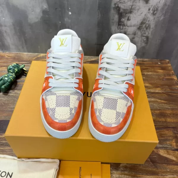 Louis Vuitton Trainer Sneaker In Orange - LS66