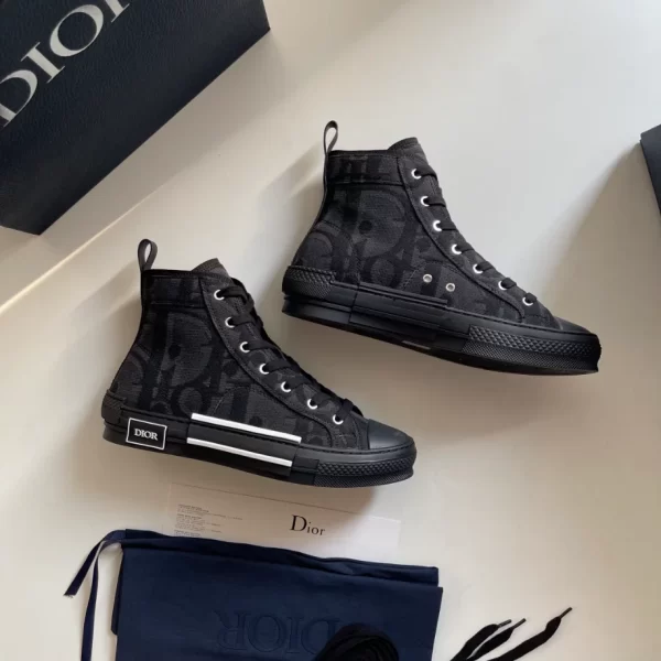 B23 Dior High-Top Sneaker - DS49