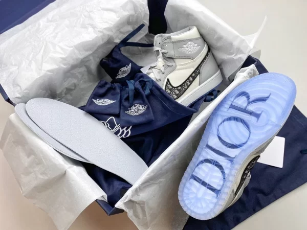 Dior Air Jordan 1 Retro High Sneakers - DS53