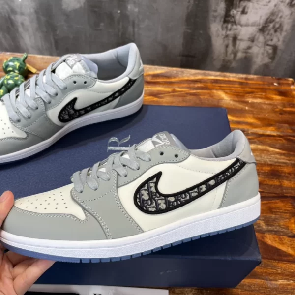 Dior x Air Jordan 1 Low Sneakers - DS50