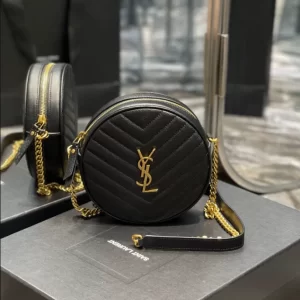 Saint Laurent Vinyle in Grain de Poudre Leather Bag - YSL07