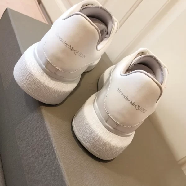 Alexander McQueen Oversized Leather Sneakers - AS09