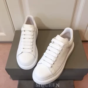 Alexander McQueen Oversized Leather Sneakers - AS09