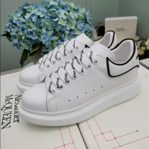 Alexander McQueen Oversized Leather Sneakers - AS11