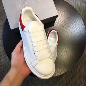 Alexander McQueen Oversized Sneaker - AS04