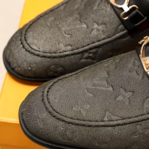 Louis Vuitton Major Loafer - LL07