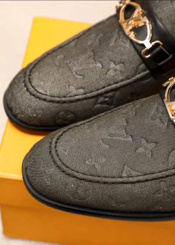 Louis Vuitton Major Loafer - LL07