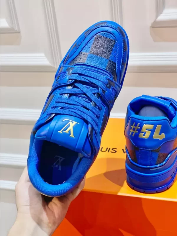 Louis Vuitton Trainer Sneakers In Blue - LS101