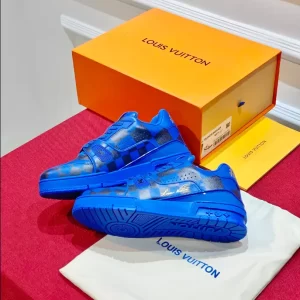 Louis Vuitton Trainer Sneakers In Blue - LS101