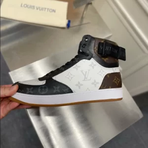 Louis Vuitton Rivoli Boot - LS127