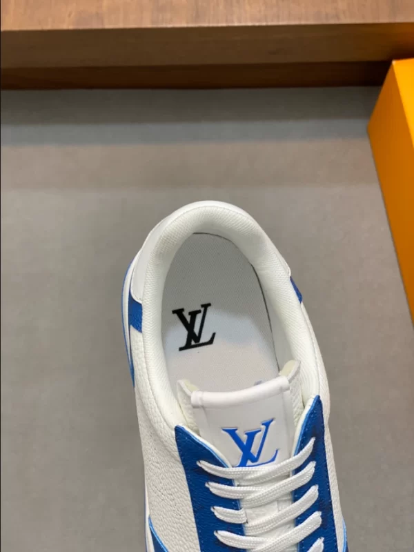 Louis Vuitton Rivoli Sneaker - LS144