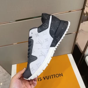 Louis Vuitton Run Away Sneaker - LS122