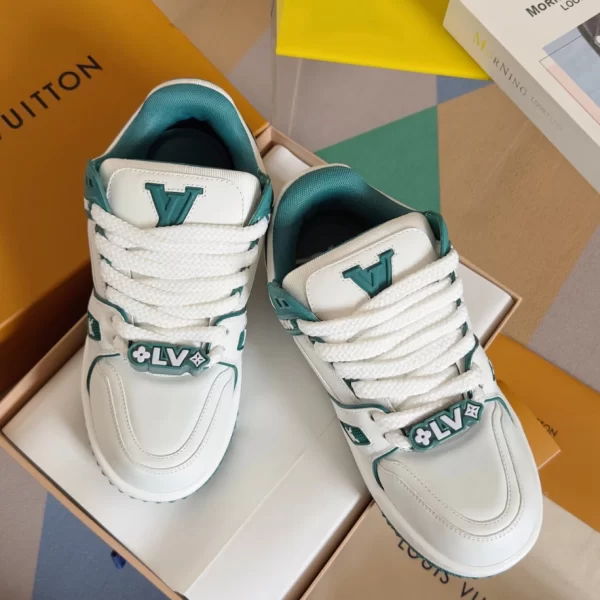 Louis Vuitton Trainer Maxi Sneaker - LS129