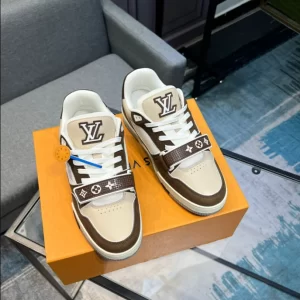 Louis Vuitton Trainer Sneaker In Moka Brown- LS121