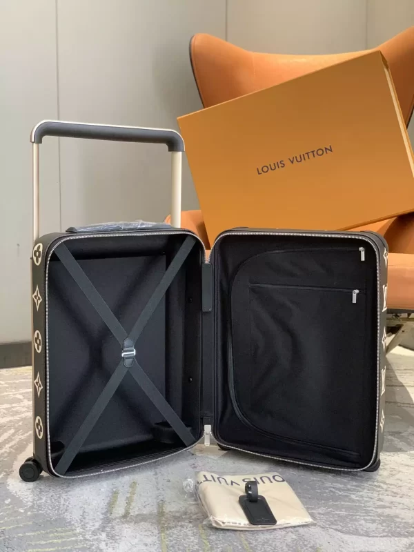 Louis Vuitton Horizon 55 - LD11