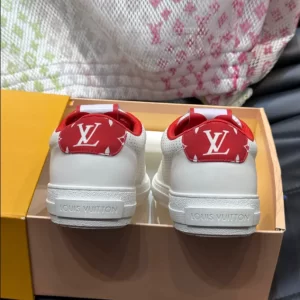 Louis Vuitton Charlie Sneaker - LS163