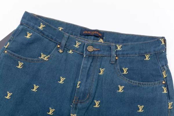 Louis Vuitton Embroidered Signature Denim Shorts - SSL30