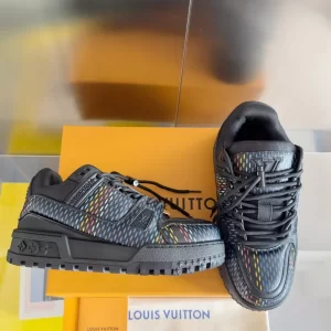 Louis Vuitton Trainer Maxi Sneaker - LS157