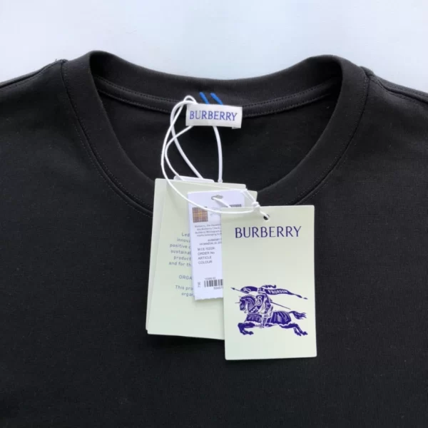 Burberry Cotton T-shirt - BR05