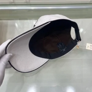 Louis Vuitton Cap - LCH27