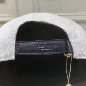 Louis Vuitton Cap - LCH30