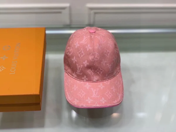 Louis Vuitton Cap - LCH42