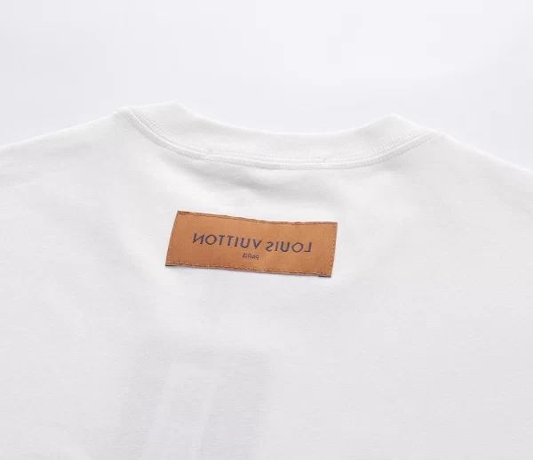 Louis Vuitton T-shirt - LT71