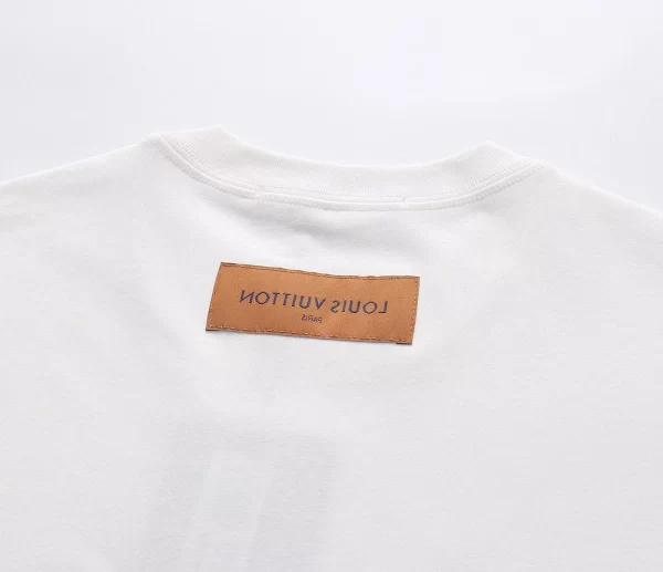 Louis Vuitton T-shirt - LT66