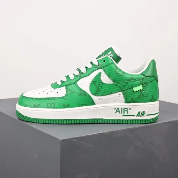 Louis Vuitton x Nike Air Force 1 Low Sneaker - LS187