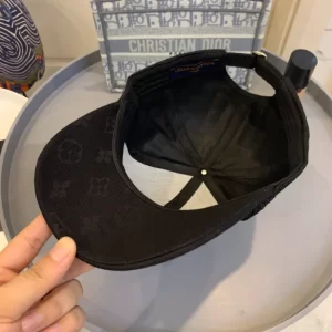 Louis Vuitton Cap - LCH34