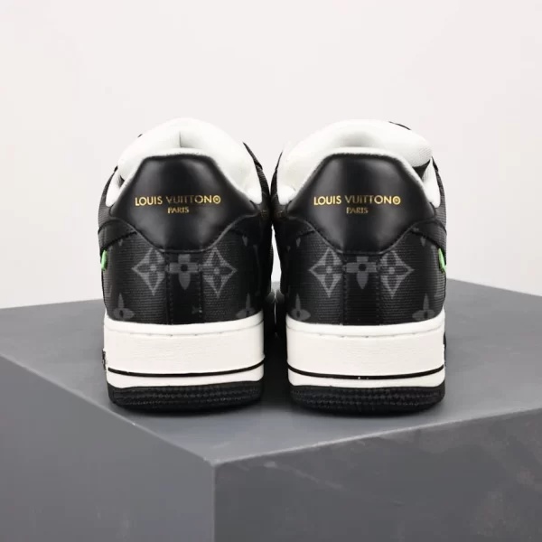 Louis Vuitton x Nike Air Force 1 Low Sneaker - LS186