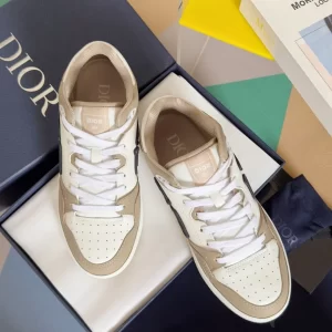 Dior B57 Low-Top Sneaker Beige and White Smooth Calfskin with Beige and Black Dior Oblique Jacquard - DS65 (1)