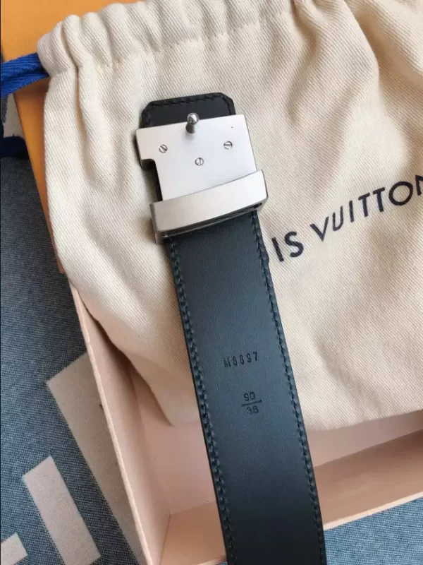 Louis Vuitton Belt - LB33