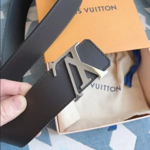 Louis Vuitton Belt - LB39