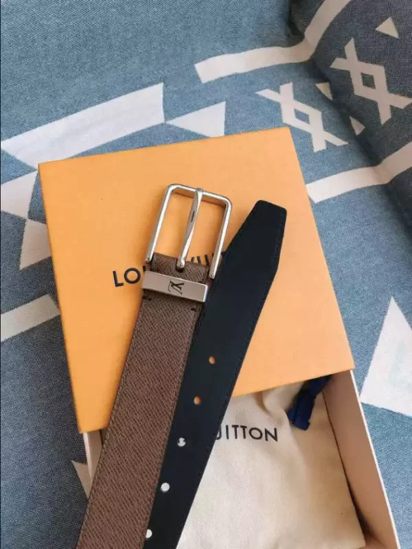 Louis Vuitton Belt - LB42