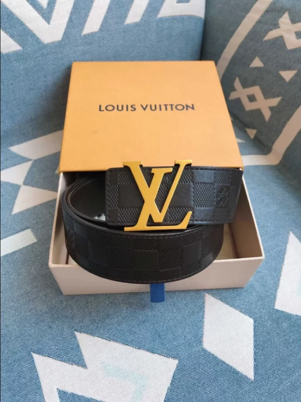 Louis Vuitton Belt - LB35